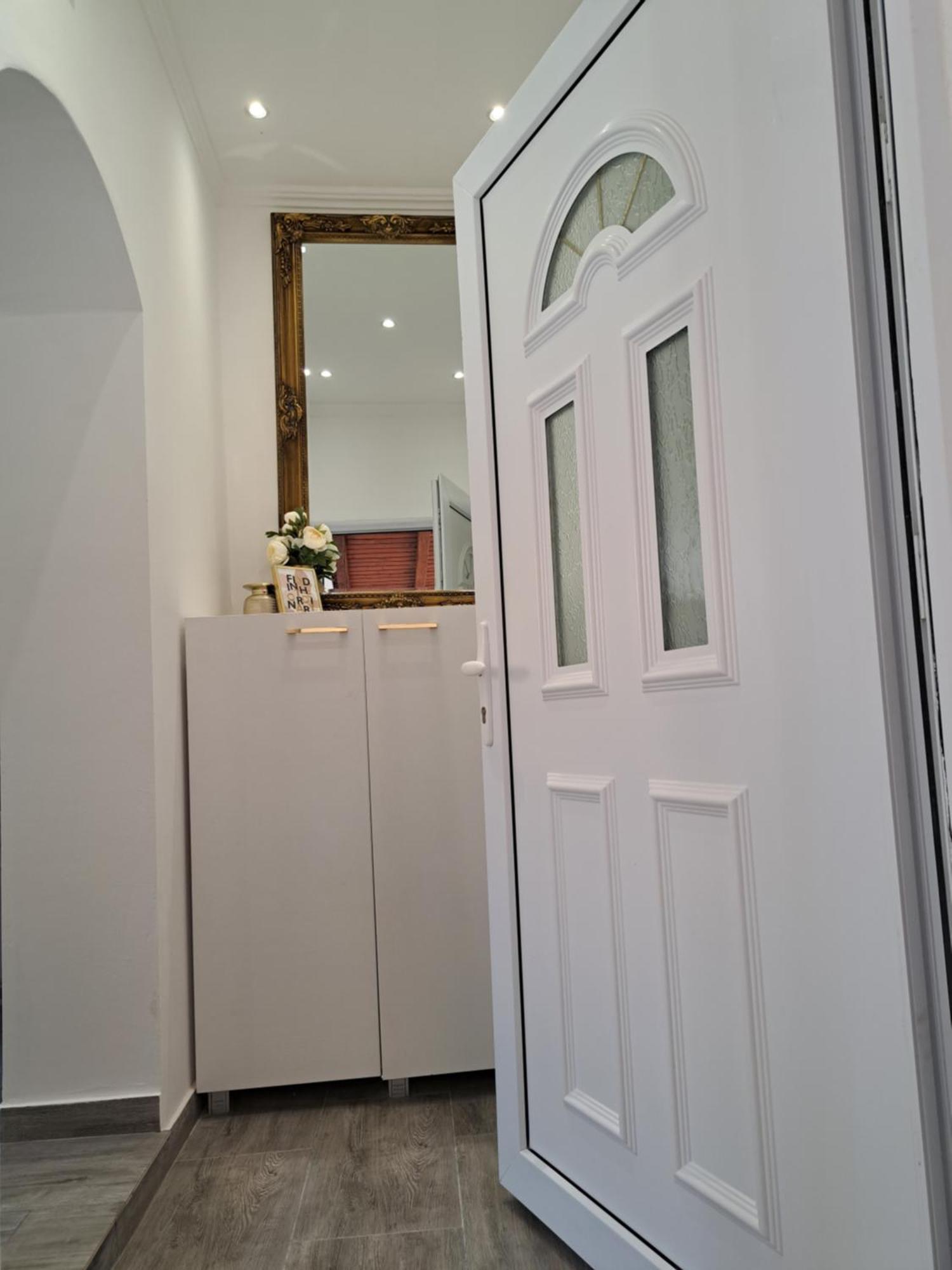 Apartments Brac سوبيتار المظهر الخارجي الصورة