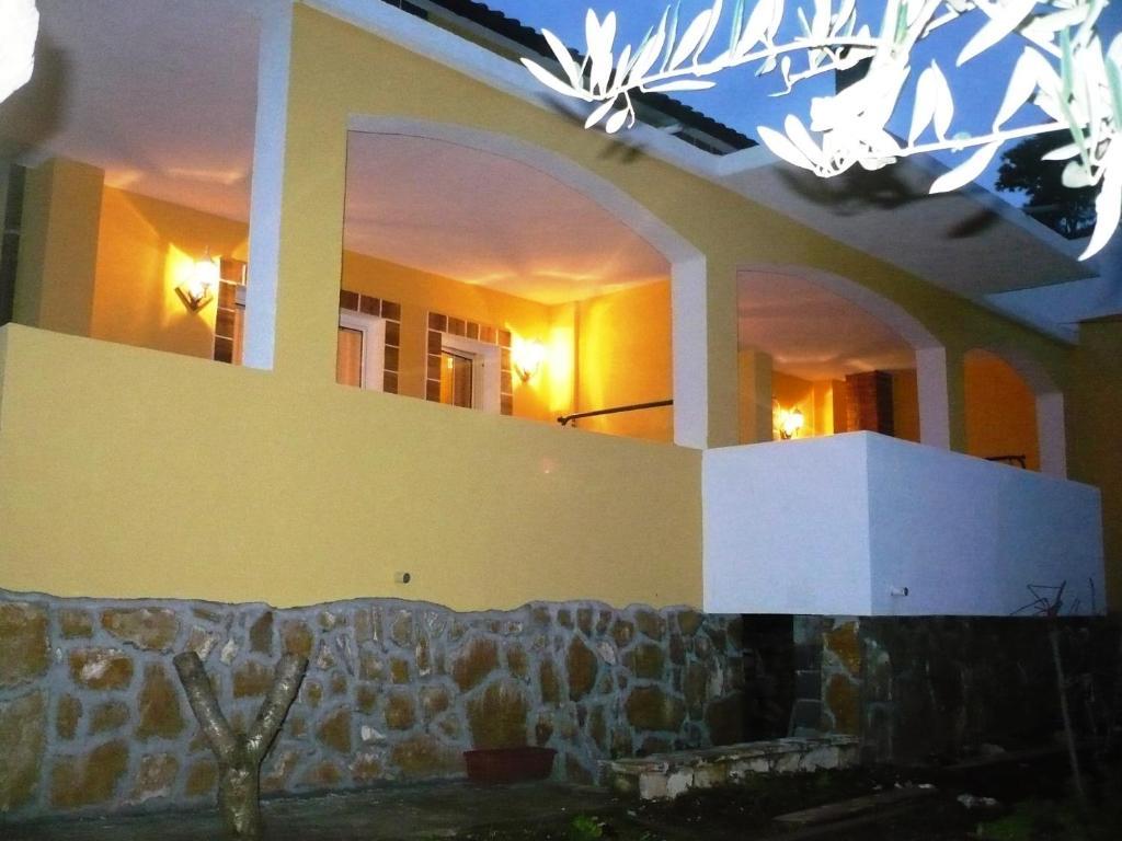 Apartments Brac سوبيتار الغرفة الصورة